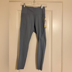 NWT Danskin Ladies' Brushed Leggings with Bonded Side Pockets, Nebula, Small